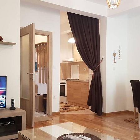 Kropa Apartman 포드고리차 외부 사진