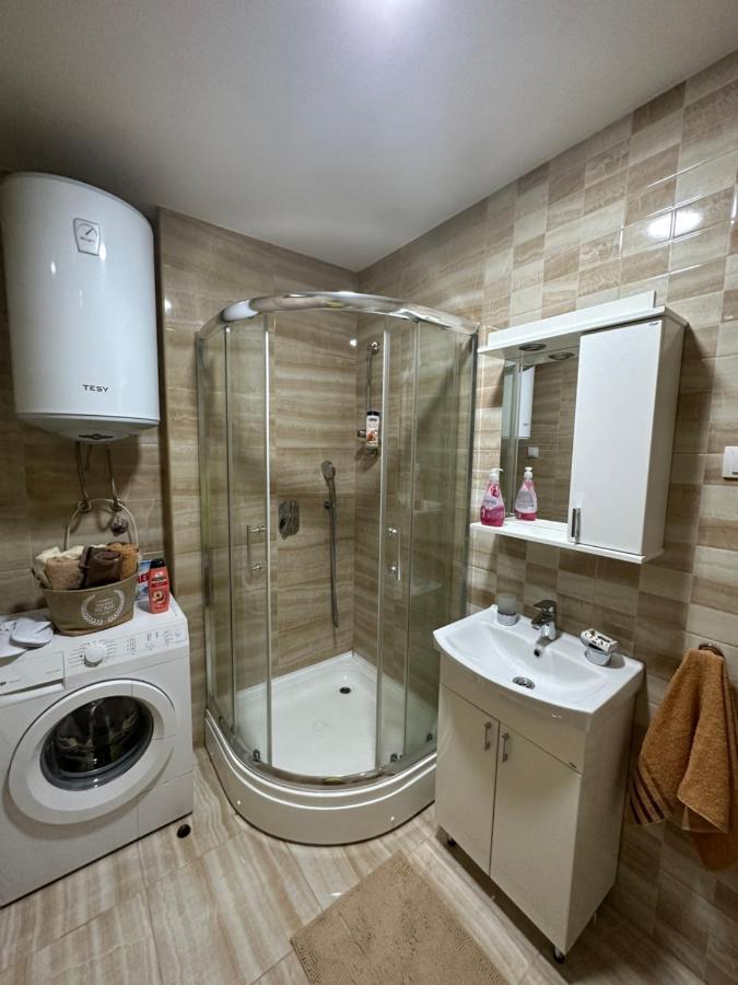 Kropa Apartman 포드고리차 외부 사진